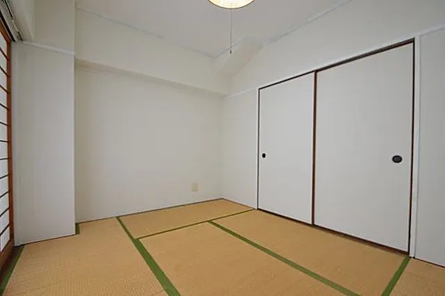 シンプルライフ大石東の居間写真