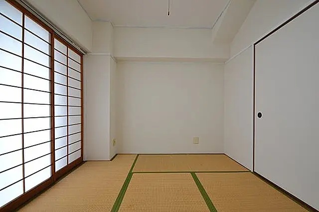 シンプルライフ大石東の居間写真