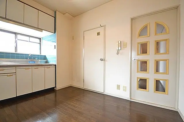 シンプルライフ大石東の居間写真