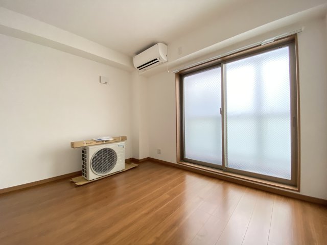 レガーロ雲井の居間写真