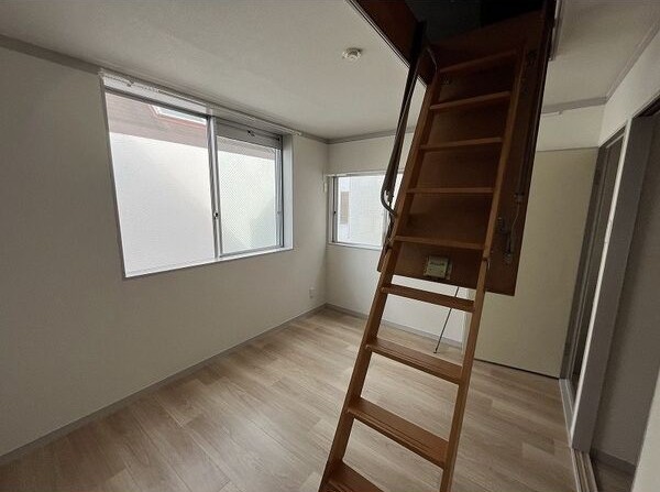 芦屋スターコートの居間写真