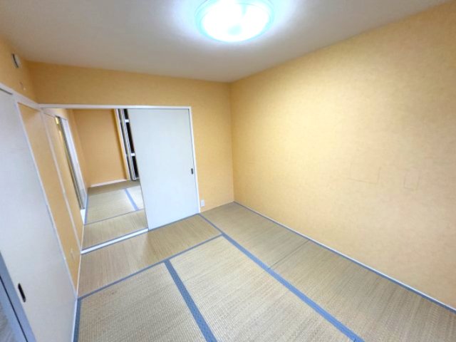 ハイツ大栄の居間写真