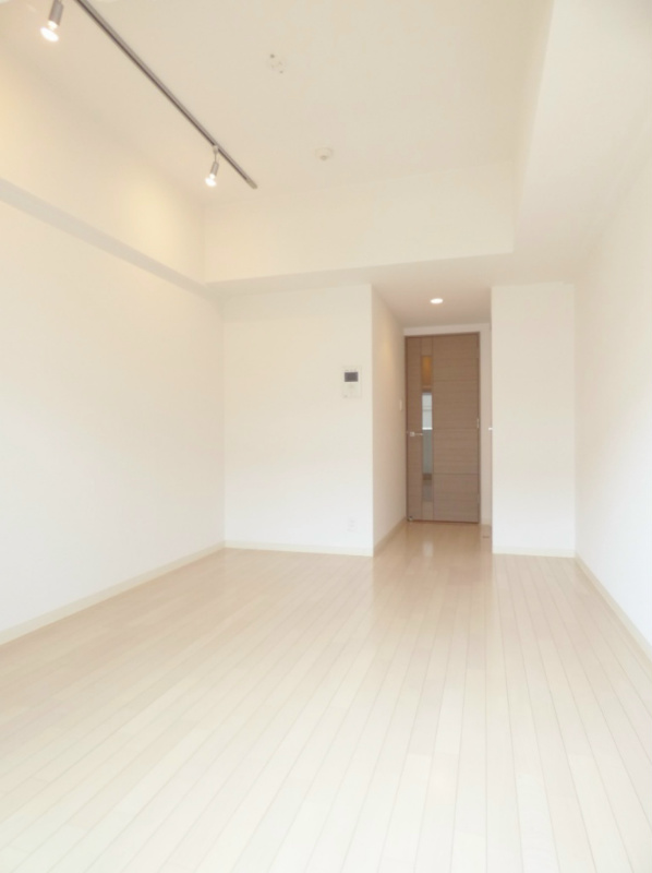 エスリード神戸海岸通の居間写真