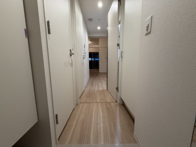 セレニテ神戸駅前アリエの玄関写真