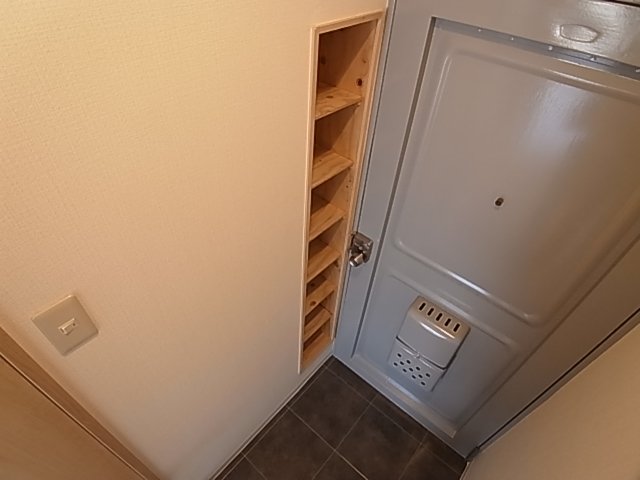 林マンションの玄関写真