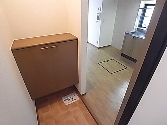 セジュール岡本の玄関写真