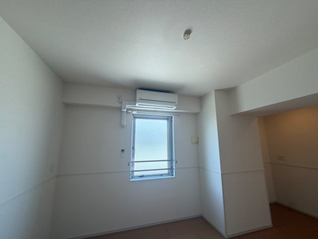 エアリーヒルズ芦屋の居間写真