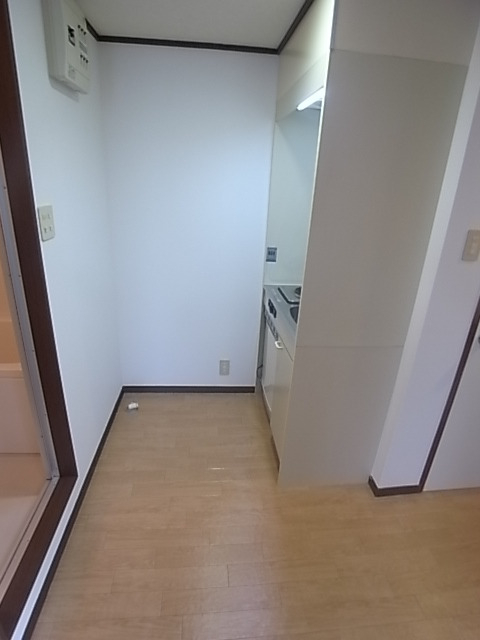 グランディア旗塚通の居間写真
