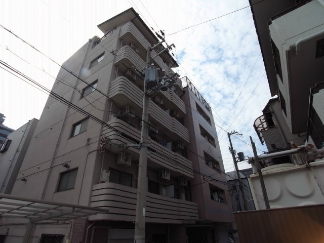 兼山マンションの外観写真