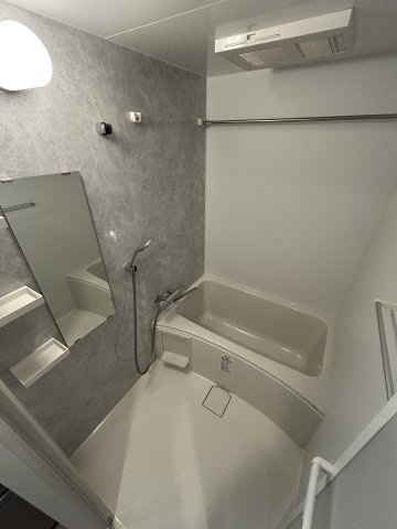 S-RESIDENCE神戸みなと元町aloの風呂写真