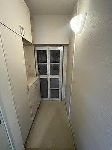 芦屋朝日ヶ丘レックスマンション2号棟の玄関写真