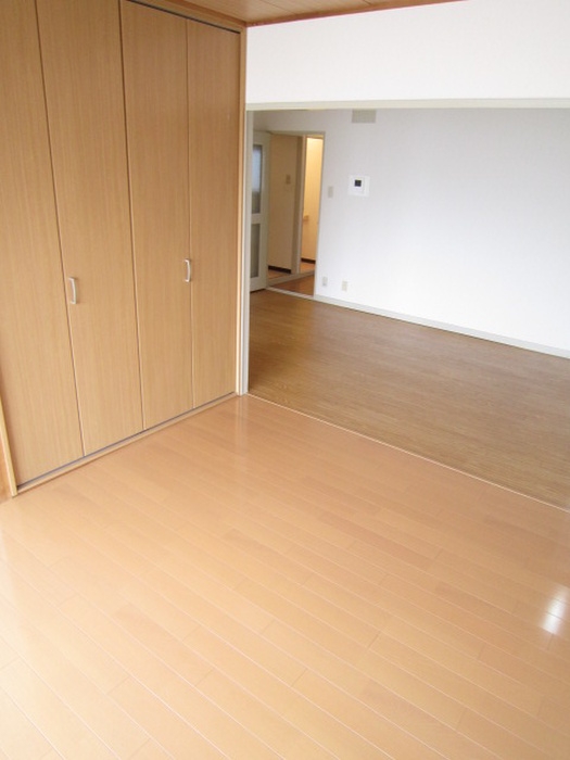リベラ西芦屋の居間写真