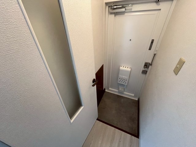 リアライズ御影の玄関写真