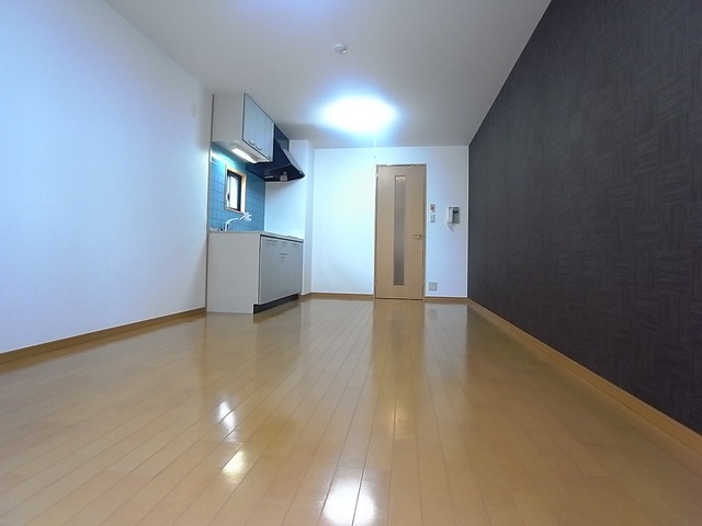 シンプルライフ元町の居間写真