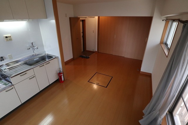 マンション芦屋の里の居間写真