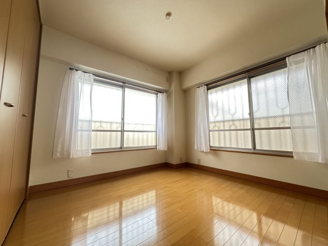 マンション芦屋の里の居間写真