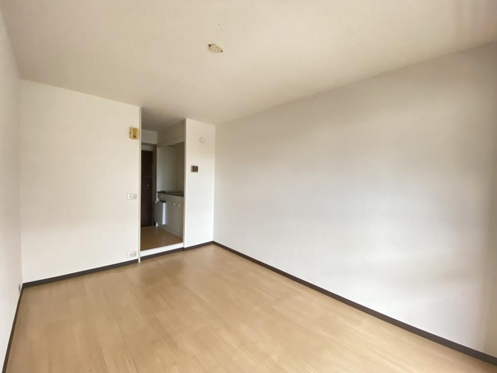 ネオダイキョー芦屋の居間写真
