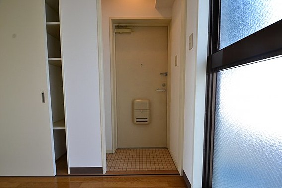 グランペール六甲の玄関写真