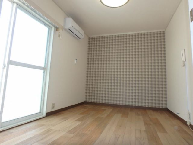 KMCルームの居間写真