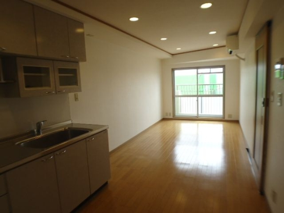 甲南メゾン深江の居間写真
