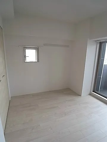 プレサンス神戸元町の居間写真