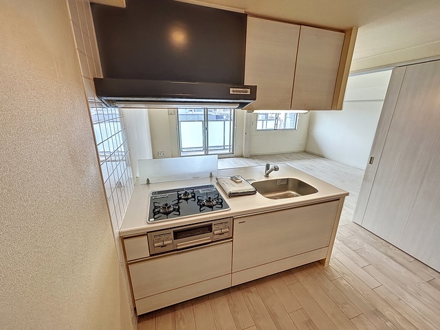 プレサンス神戸元町のキッチン写真