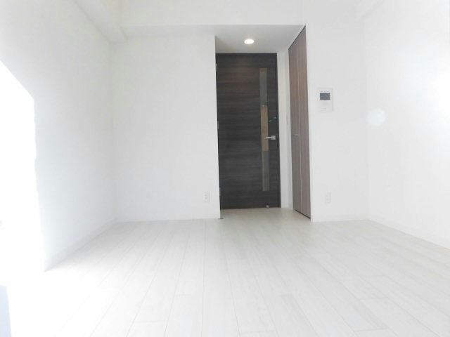 ララプレイス神戸西元町の居間写真