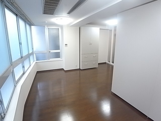 幸和マンションの居間写真