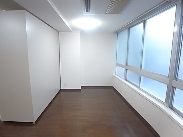 幸和マンションの居間写真