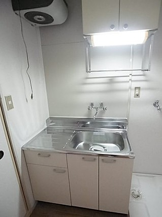 アメニティ小松のキッチン写真