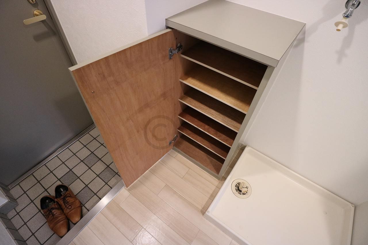 岡本南マンションの玄関写真
