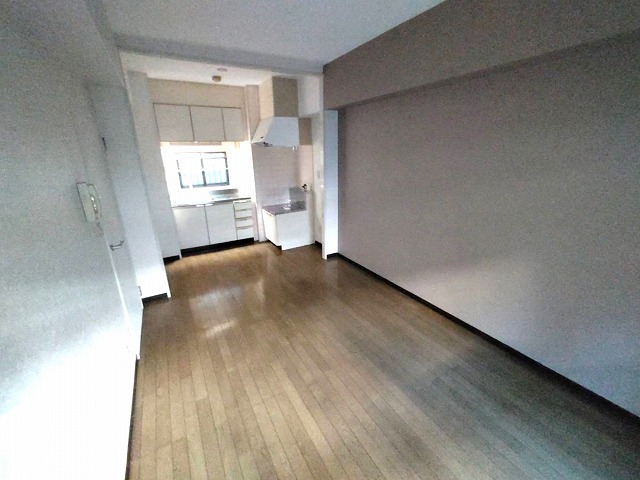 東灘パークランド中町の居間写真