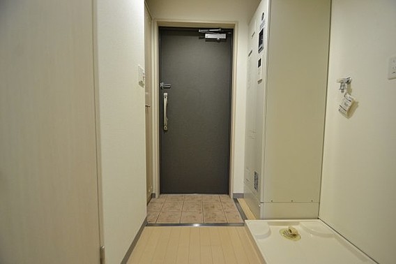 ダイドーメゾン神戸六甲の玄関写真