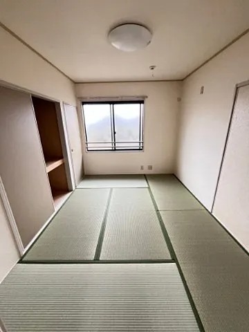 メゾン・ヴィオレットの居間写真