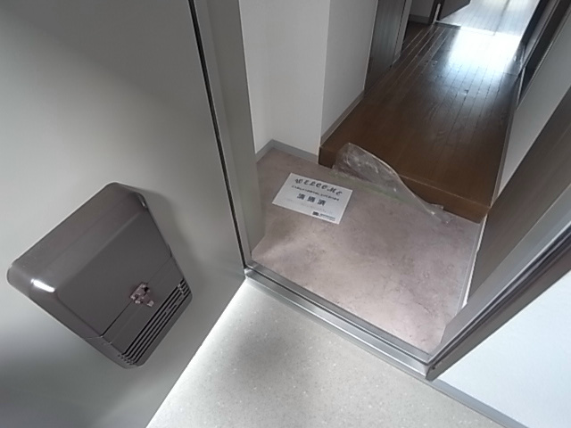 サウザー岡本の玄関写真