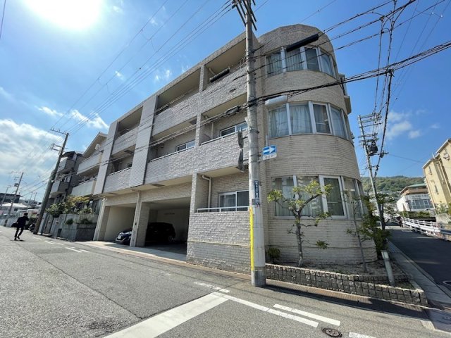 カーサ岡本2丁目