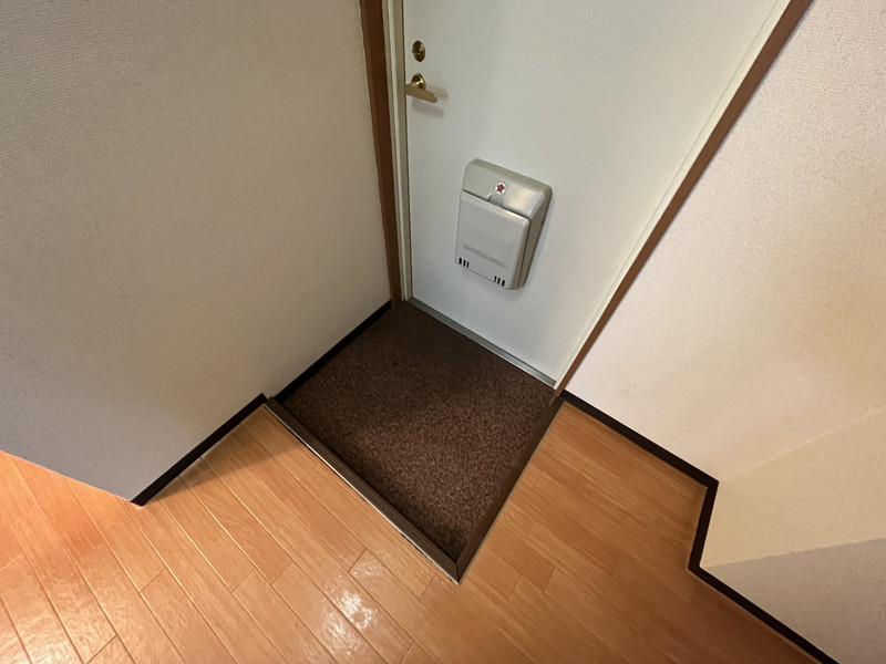 マーブルコート三宮の玄関写真
