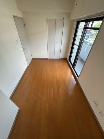 アルカンシェル岡本の居間写真
