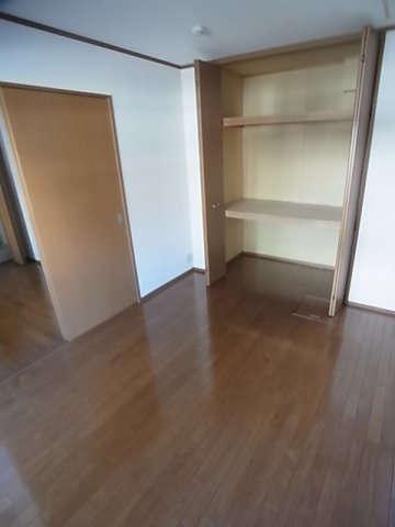 プリモディーネ深江本町の居間写真