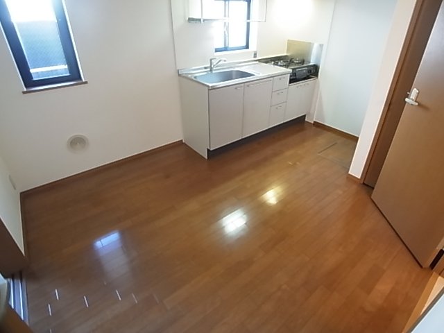 プリモディーネ深江本町の居間写真