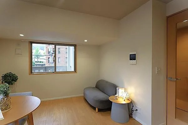 神戸元町山手ヴィアージュの居間写真