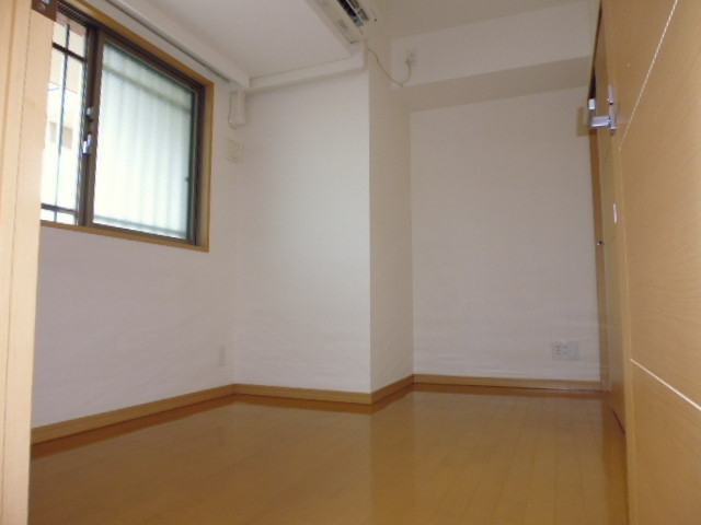 神戸元町山手ヴィアージュの居間写真