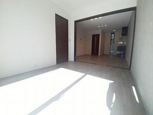 EXSONIA住吉の居間写真