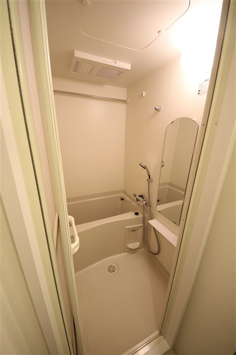 プレサンス松屋町グレースの風呂写真