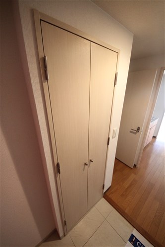 アクア福島の玄関写真
