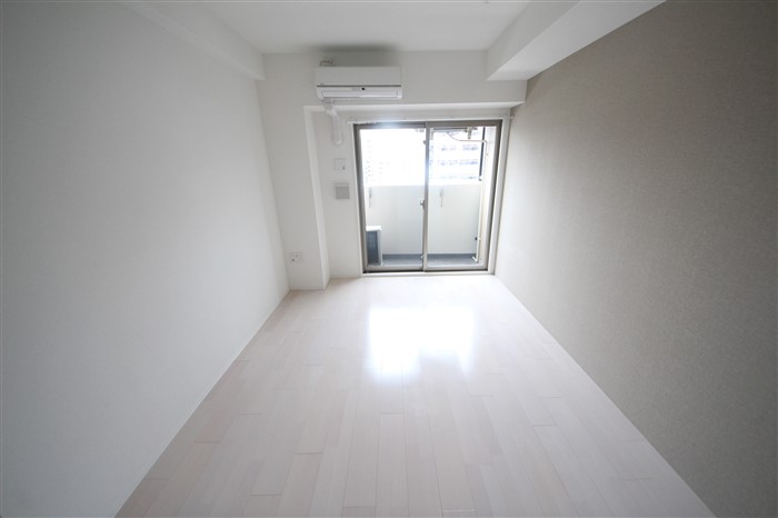 SERENITE本町refletの内装写真