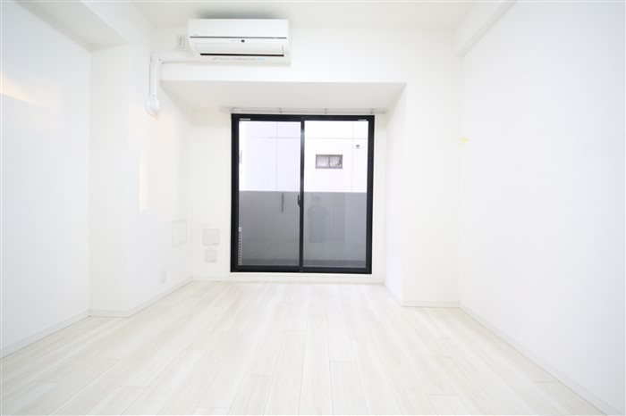 SーRESIDENCE南堀江の居間写真