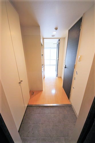ダイドーメゾン大阪 北堀江の玄関写真