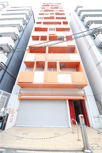 ZEUS難波CUBEの外観写真