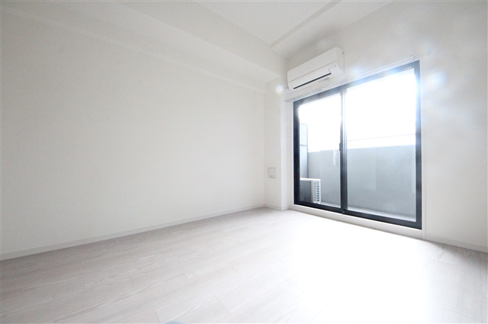 S−RESIDENCE天満GRACISの居間写真
